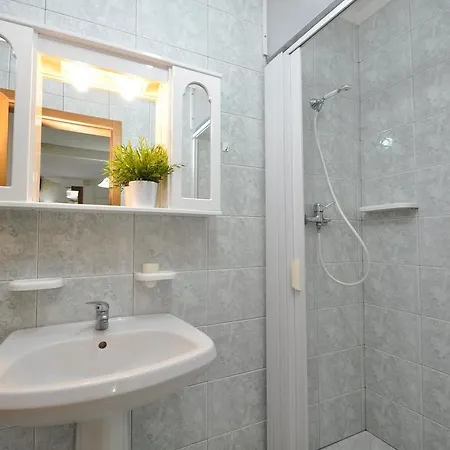 Punta Pizzo Aparthotel *